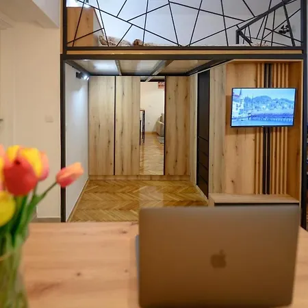 Sleepover Galleria Novi Sad